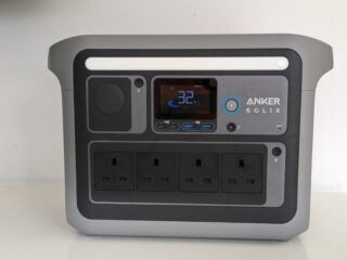 A front view of the SOLIX C1000