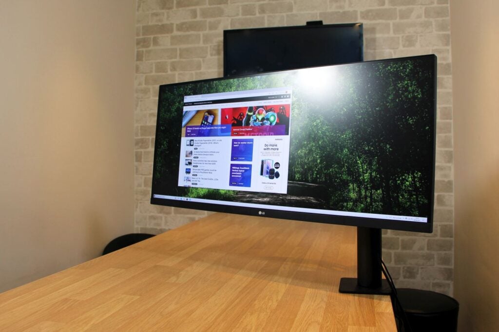 LG UltraWide Ergo 34WN780-B