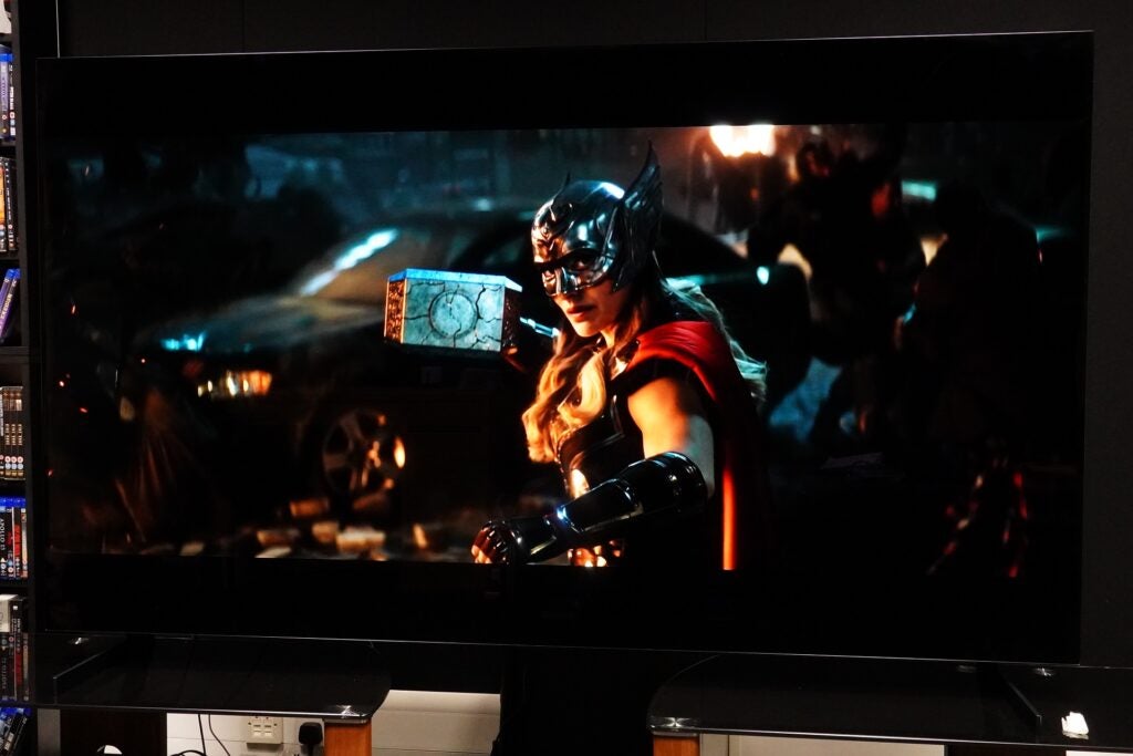 LG OLED77Z2