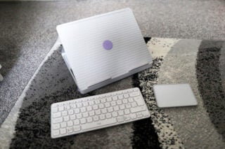 Profile - Logitech Casa Pop-Up Desk