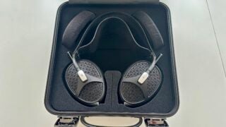 Meze Audio Empyrean II case open