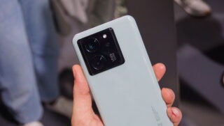 Xiaomi 13T in hand